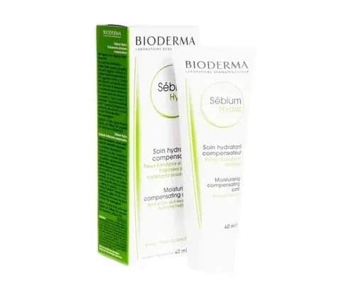 Krem do cery suchej z wypryskami - jak uniknąć podrażnień i nawilżyć